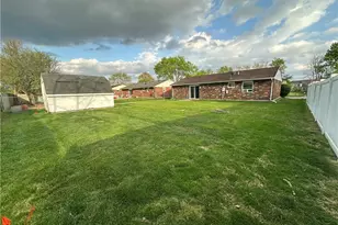 2216 Minnesota Dr, Xenia, OH 45385 - Photo 2