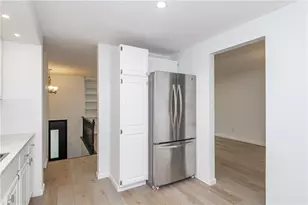 4830 Leafburrow Dr, Dayton, OH 45424 - Photo 6