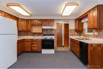 712 Hile Lane, Englewood, OH 45322 - Photo 12