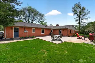 5583 Hugh Dr, Centerville, OH 45459 - Photo 32