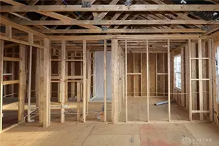 401 Crossing Ln, Miami Township, OH 45449 - Photo 12