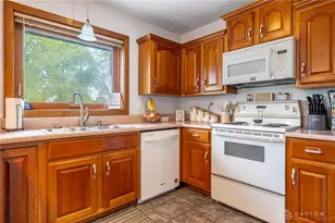 1120 Birchton Pl, Vandalia, OH 45377 - Photo 10