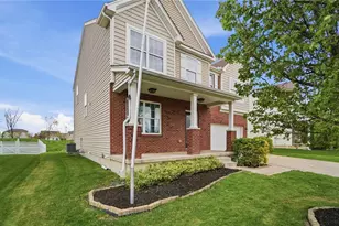 2571 Sunset Maple Dr, Tipp City, OH 45371 - Photo 2