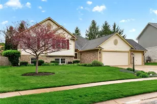 1359 Rose Lake Dr, Bellbrook, OH 45305 - Photo 2