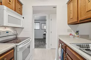 5361 Bessmer Dr, Trotwood, OH 45426 - Photo 12