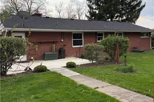 4258 Lyndell Dr Dr, Beavercreek, OH 45432 - Photo 4