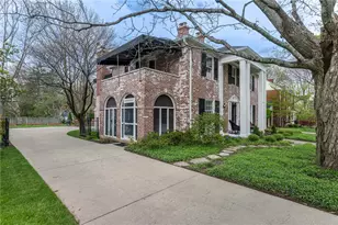 219 Dellwood Ave, Oakwood, OH 45419 - Photo 2