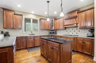7491 Country Brook Ct, Clearcreek Twp, OH 45066 - Photo 12