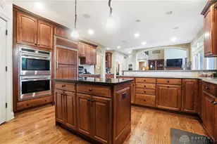7491 Country Brook Ct, Clearcreek Twp, OH 45066 - Photo 14