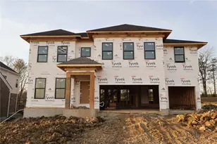 39 Glasgow St, Springboro, OH 45066 - Photo 1