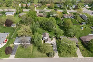 8750 Castlecreek Dr, Centerville, OH 45458 - Photo 44