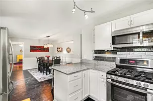 6209 7 Pines Dr, Miami Township, OH 45449 - Photo 12