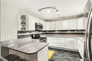 6209 7 Pines Dr, Miami Township, OH 45449 - Photo 10