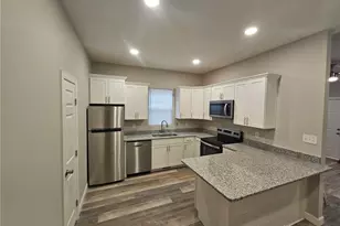 728 Wyoming St, Dayton, OH 45410 - Photo 6