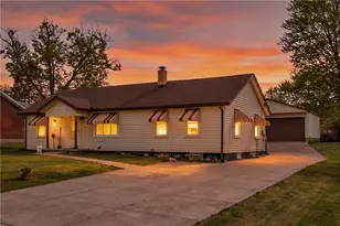 2116 Henry St, Fairborn, OH 45324 - Photo 2