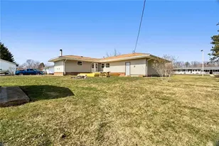 52247 East Dr, Beallsville, OH 43716 - Photo 4