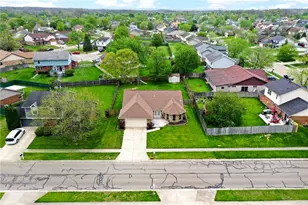 8818 Trowbridge Way, Huber Heights, OH 45424 - Photo 44