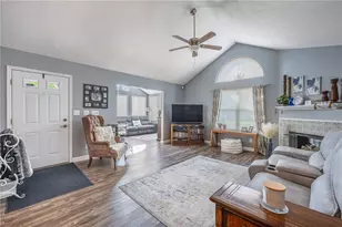 1600 Turnberry Village Dr, Washington Twp, OH 45458 - Photo 4