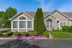 1600 Turnberry Village Dr, Washington Twp, OH 45458 - Photo 2