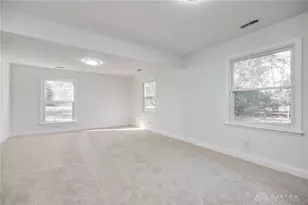 9550 Paragon Rd, Dayton, OH 45458 - Photo 32