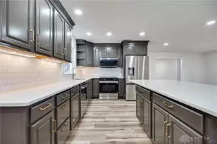 9550 Paragon Rd, Dayton, OH 45458 - Photo 10