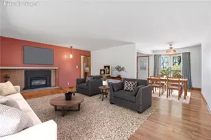 1047 Steven Circle Dr, Bethel Twp, OH 45344 - Photo 12