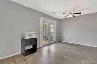 6305 Meditation Ln, Dayton, OH 45449 - Photo 8