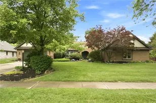 3955 Maple Grove Ln, Beavercreek, OH 45440 - Photo 1