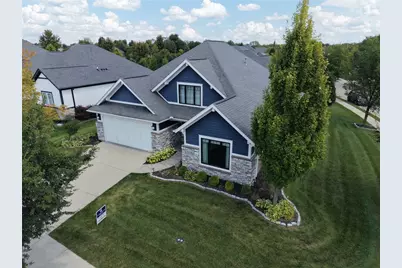 1374 Highland Lane, Beavercreek Twp, OH 45385 - Photo 4