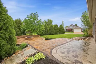 1374 Highland Ln, Beavercreek Twp, OH 45385 - Photo 32