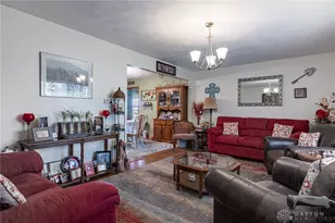 107 Oxford Dr, Greenville, OH 45331 - Photo 4