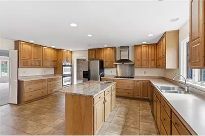 6835 Saint Laurent Circle, Washington Twp, OH 45459 - Photo 16