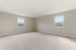 6835 St Laurent Cir, Washington Twp, OH 45459 - Photo 32