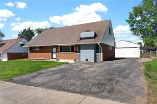 5975 Rosalie Rd, Huber Heights, OH 45424 - Photo 2
