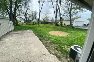1109 S Circle Dr, Xenia, OH 45385 - Photo 20