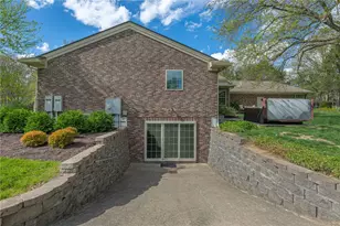 317 Colonial Ln, Washington Twp, OH 45429 - Photo 92