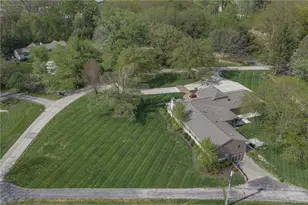 317 Colonial Ln, Washington Twp, OH 45429 - Photo 90