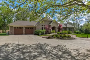 317 Colonial Ln, Washington Twp, OH 45429 - Photo 96