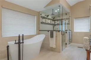317 Colonial Ln, Washington Twp, OH 45429 - Photo 48