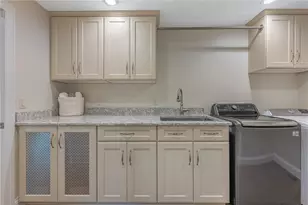 317 Colonial Ln, Washington Twp, OH 45429 - Photo 60