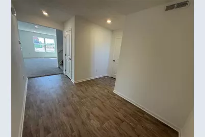 4005 Chakeres Avenue, Springfield, OH 45505 - Photo 2