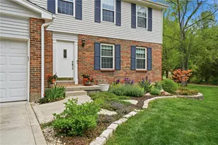 4024 Locus Bend Dr, Bellbrook, OH 45440 - Photo 4