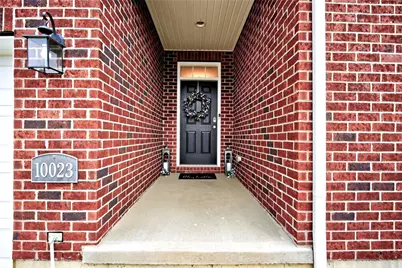 10023 Washington Glen Drive, Washington Twp, OH 45458 - Photo 2