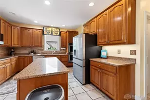 1475 Country Wood Dr, Bellbrook, OH 45440 - Photo 20