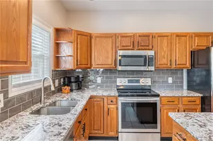 40 Berryhill Ct, Springboro, OH 45066 - Photo 8