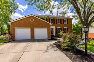 7497 Rolling Meadows Dr, West Chester Twp, OH 45069 - Photo 2