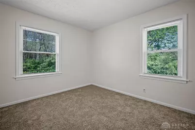620 S Elm Street, Dayton, OH 45449 - Photo 32