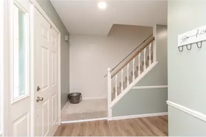 1675 Laurel Creek Drive, Troy, OH 45373 - Photo 8