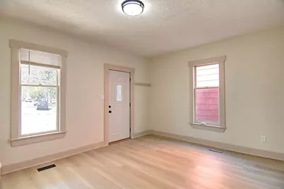 404 Mound Avenue, Miamisburg, OH 45342 - Photo 6