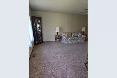 1538 Beekman Drive, Troy, OH 45373 - Photo 2